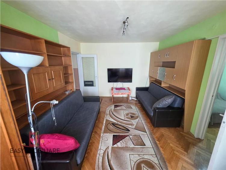 Apartament cu 2 camere semidecomandat în Cornișa