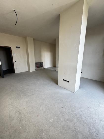 Apartament cu 2 camere semidecomandat în Mărăști