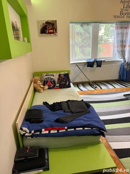 Apartament cu 4 camere decomandat în Funcționarilor