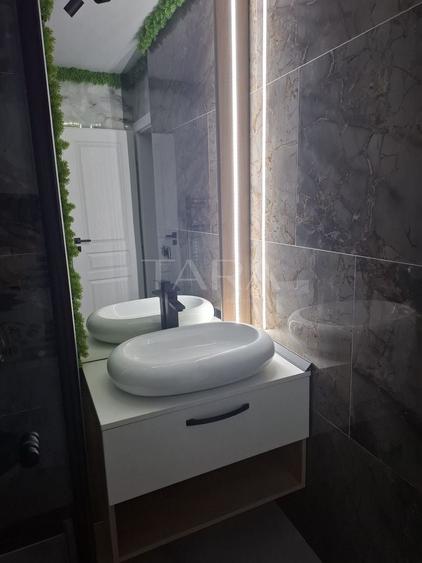 Apartament cu 3 camere decomandat, mobilat în Dâmbul Rotund