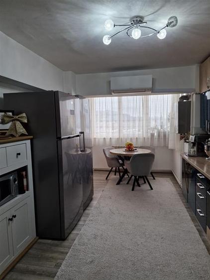 Apartament cu 2 camere decomandat, mobilat în Astra