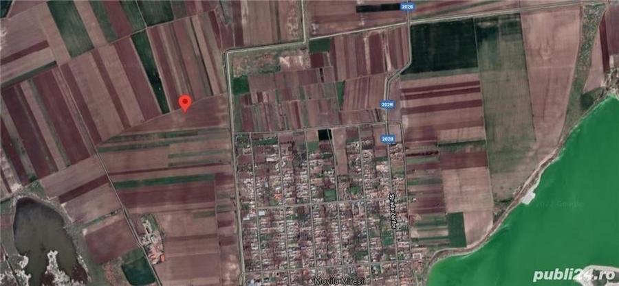 Teren de 4300 mp, în Movila Miresii