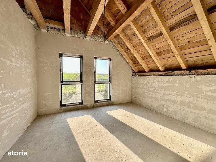 Casă cu 4 camere cu Teren 600 Mp în Sălicea