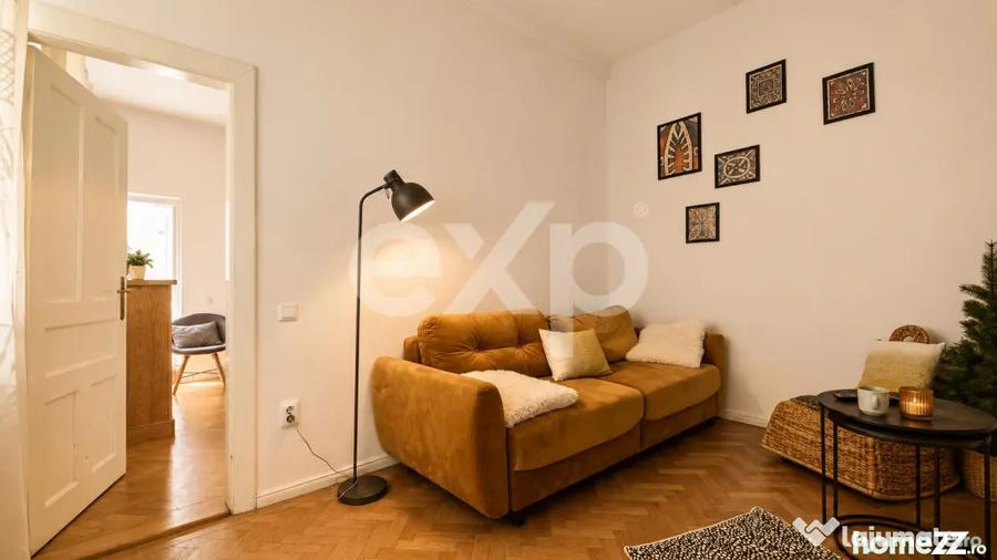 Apartament cu 2 camere semidecomandat, mobilat în Centrul Istoric