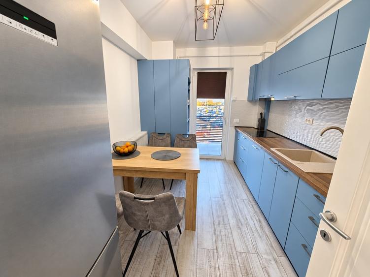 Apartament cu 3 camere decomandat, mobilat în Ștefan cel Mare
