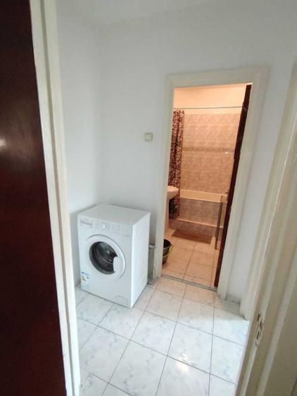 Apartament cu 2 camere semidecomandat în Gorjului