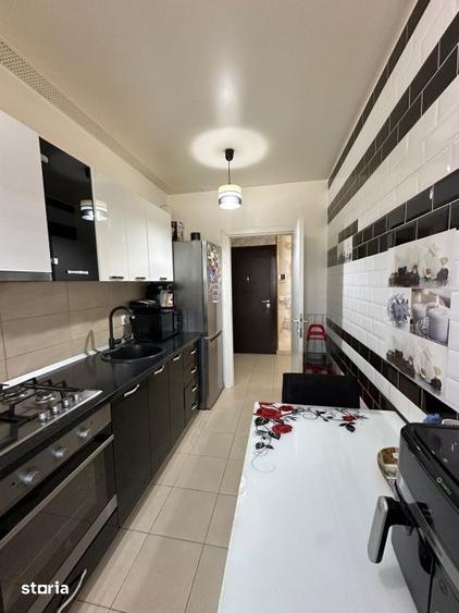 Apartament cu 3 camere, mobilat în Central