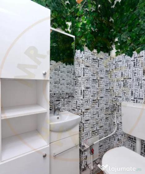 Apartament cu 3 camere decomandat, mobilat în Găvana