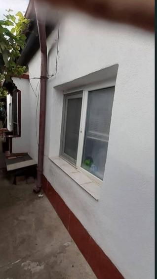 Casă cu 2 camere în Central