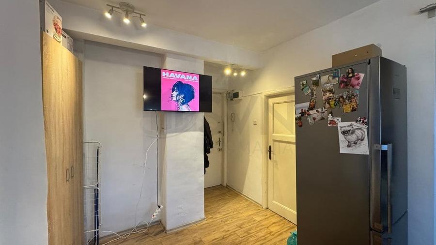 Apartament cu 2 camere semidecomandat în Cișmigiu