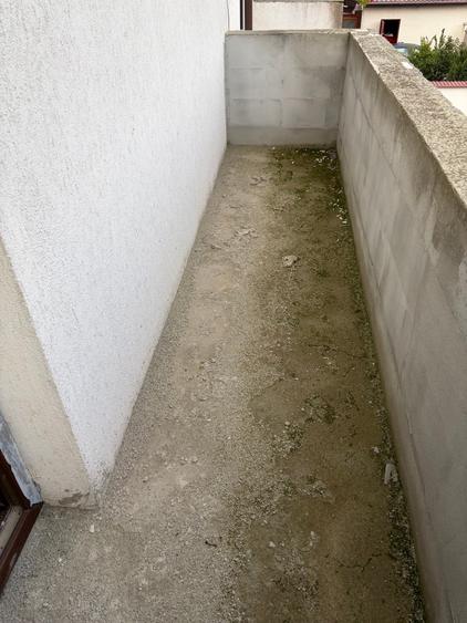 Duplex cu 4 camere cu Teren 250 Mp în Domnești