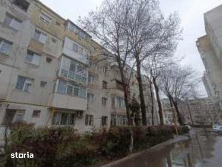 Apartament cu 3 camere în Inel II