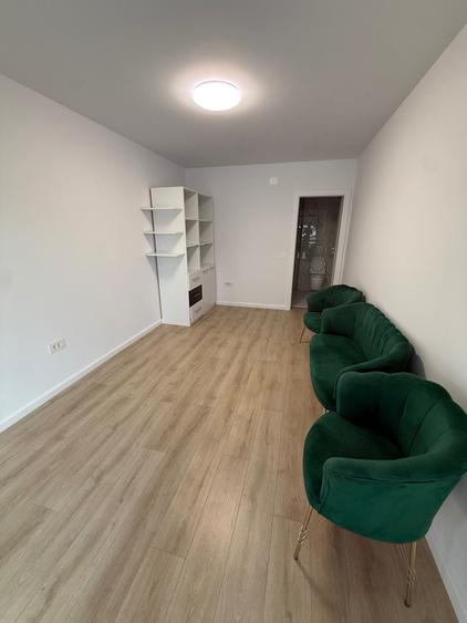 Spațiu comercial, de 20 mp, în Central
