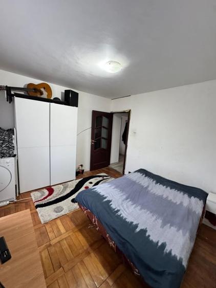 Apartament cu 3 camere decomandat, mobilat în Vasile Alecsandri