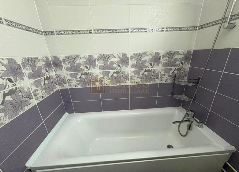 Apartament cu 3 camere decomandat în Lunei