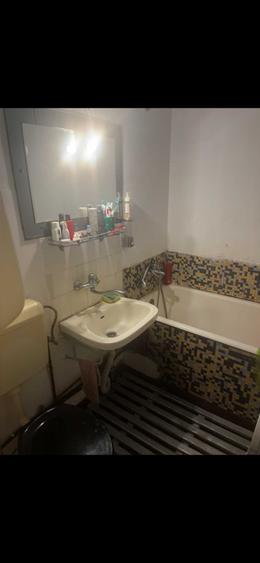Apartament cu 3 camere decomandat în Săsar