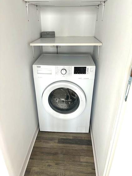 Apartament cu 3 camere semidecomandat, mobilat în Dorobanți