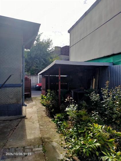 Casă cu 3 camere cu Teren 160 Mp în Central