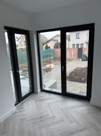 Casă individuală cu 4 camere cu Teren 450 Mp în Strejnicu
