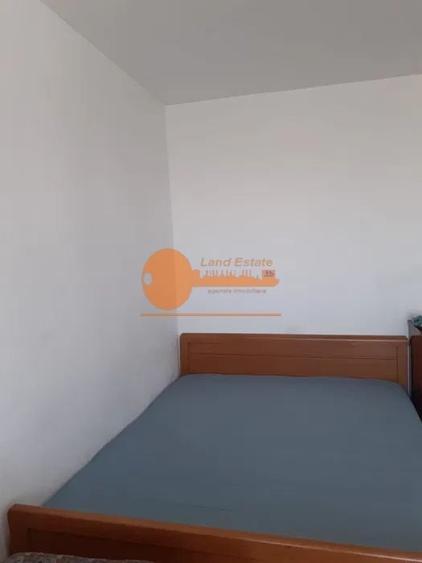 Apartament cu 2 camere decomandat, mobilat în Uverturii