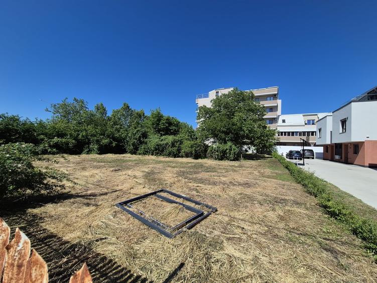Teren Construcții intravilan de 1235 mp, în Băneasa