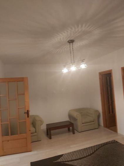 Apartament cu 2 camere semidecomandat în Sârbi