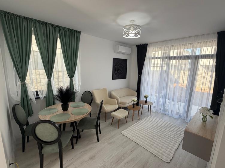 Casă cu 4 camere cu Teren 300 Mp în Exterior Vest