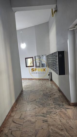 Garsonieră decomandată, mobilată în P-ța Alba Iulia