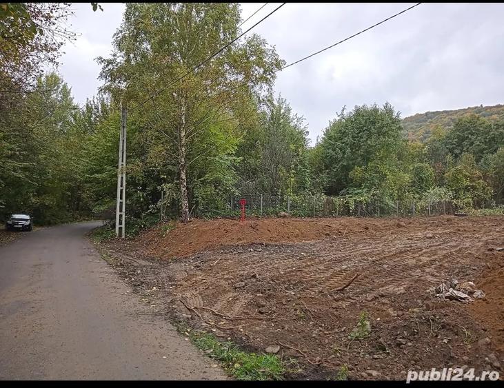 Teren de 1200 mp, în Dejani