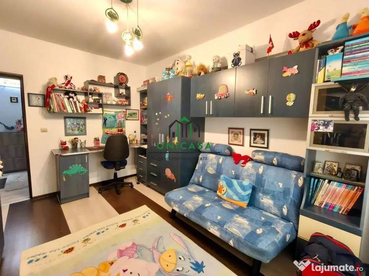 Apartament de inchiriat / 3 camere/ loc de parcare privat - 12