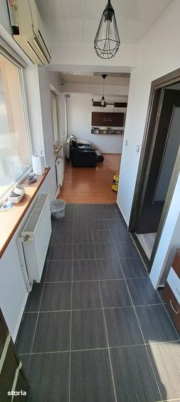 Apartament cu 4 camere în Contactoare