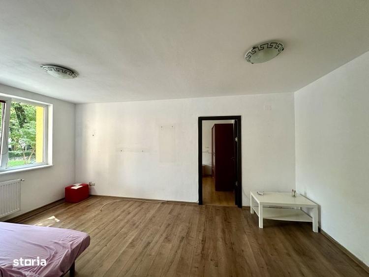 Apartament cu 2 camere semidecomandat în Horea