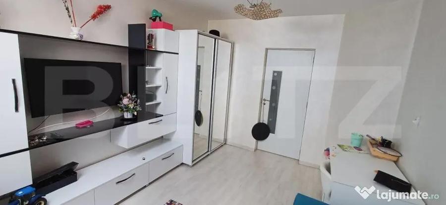 Apartament spa?ios, 93 mp utili, mobilat complet Zona H - 6