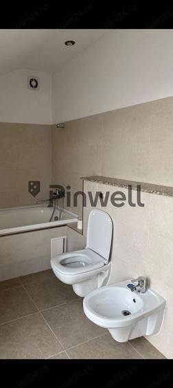 Casă individuală cu 5 camere cu Teren 500 Mp în Pipera