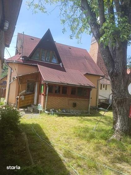 Casă cu 4 camere cu Teren 185 Mp în Central