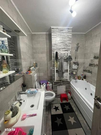 Apartament cu 3 camere în Est