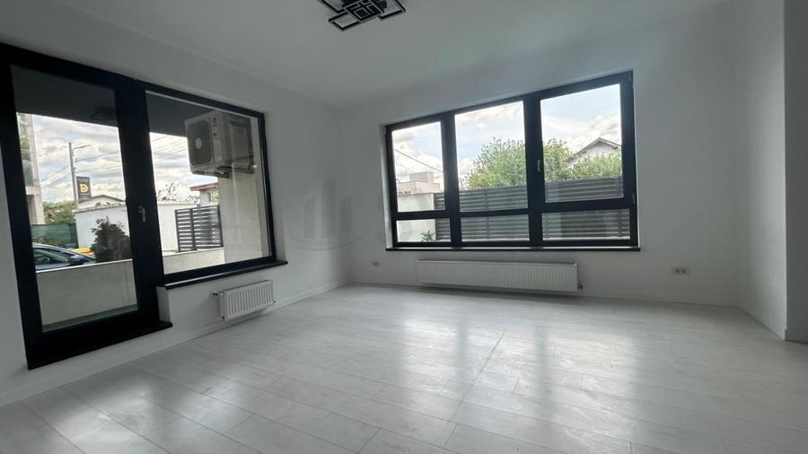 Apartament cu 3 camere decomandat în Pipera