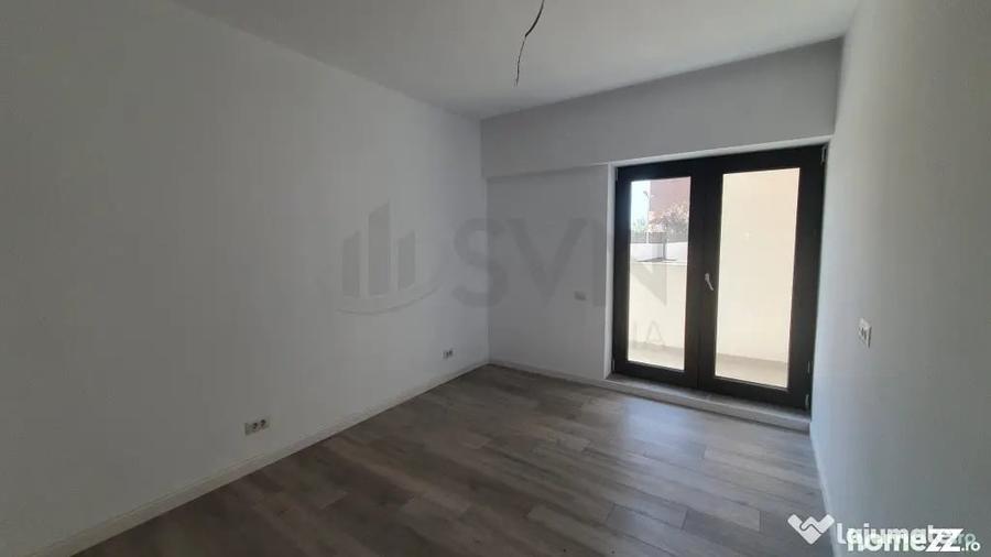 Apartament cu 4 camere decomandat în Pipera