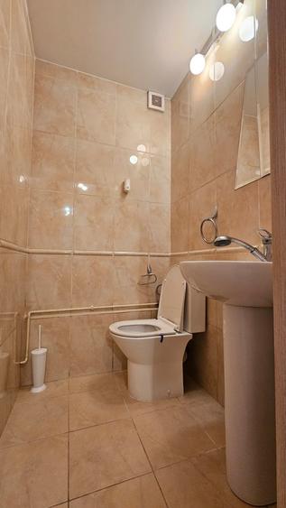 Apartament cu 3 camere decomandat în Centrul Civic