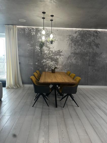 Penthouse cu 5 camere decomandat în Herăstrău
