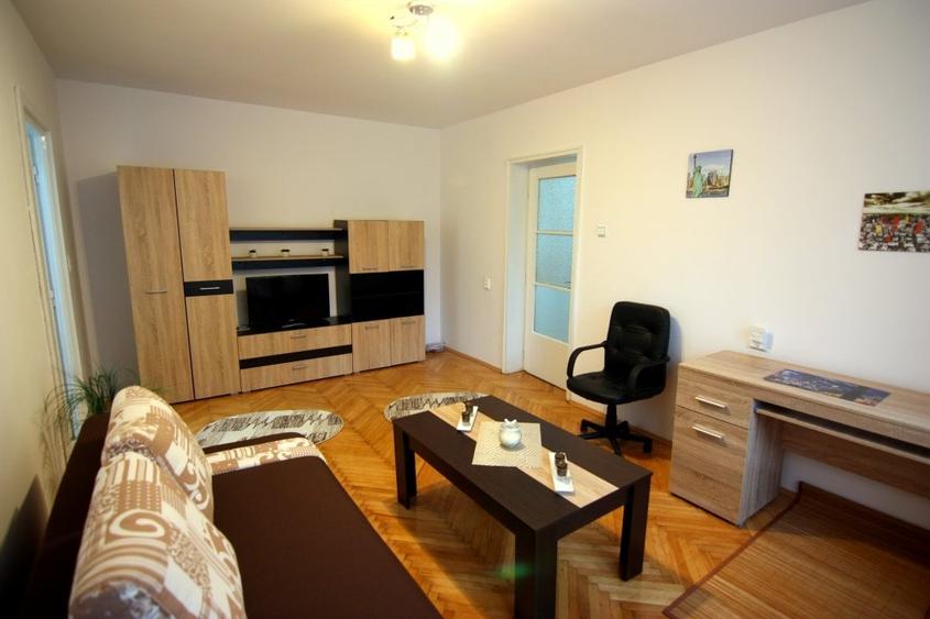 Apartament 2 camere, loc parcare curte imobil, 500 metri de Medicina - 2