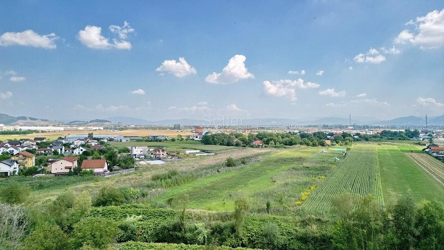 Teren Construcții intravilan de 1777 mp, în Stupini