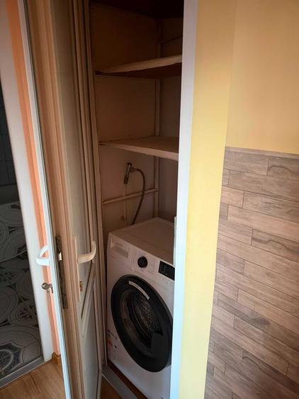 Apartament cu 2 camere semidecomandat în Coman