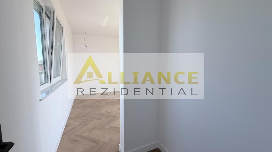 Casă individuală cu 4 camere cu Canalizare în Berceni