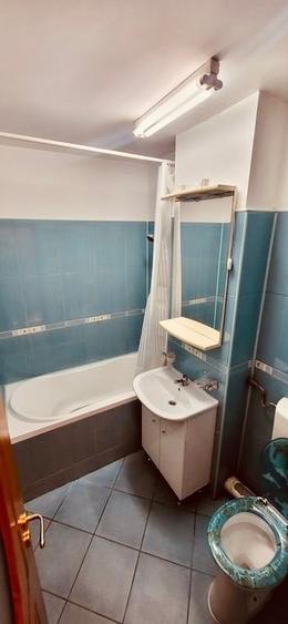 Garsonieră decomandată, mobilată în Dristor