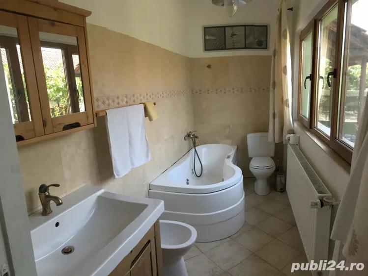 Casă cu 4 camere cu Teren 1500 Mp în Sânandrei