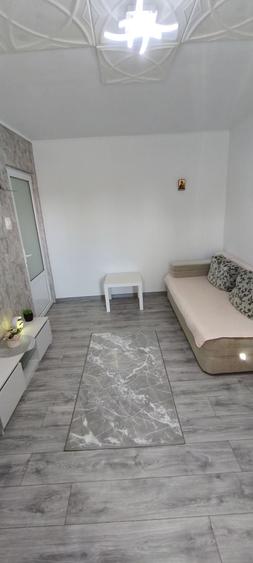 Inchiriez apartament zona Tomis 3 - 2