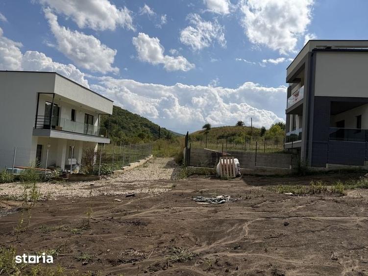 Vand teren cu autorizatie de construire duplex pr Velea Garboului! - 1
