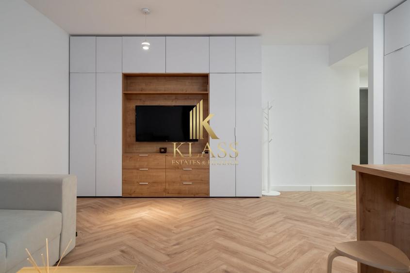 Apartament cu 2 camere semidecomandat, mobilat în Pipera