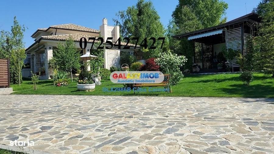 Casă cu 4 camere cu Teren 1050 Mp în Ostratu